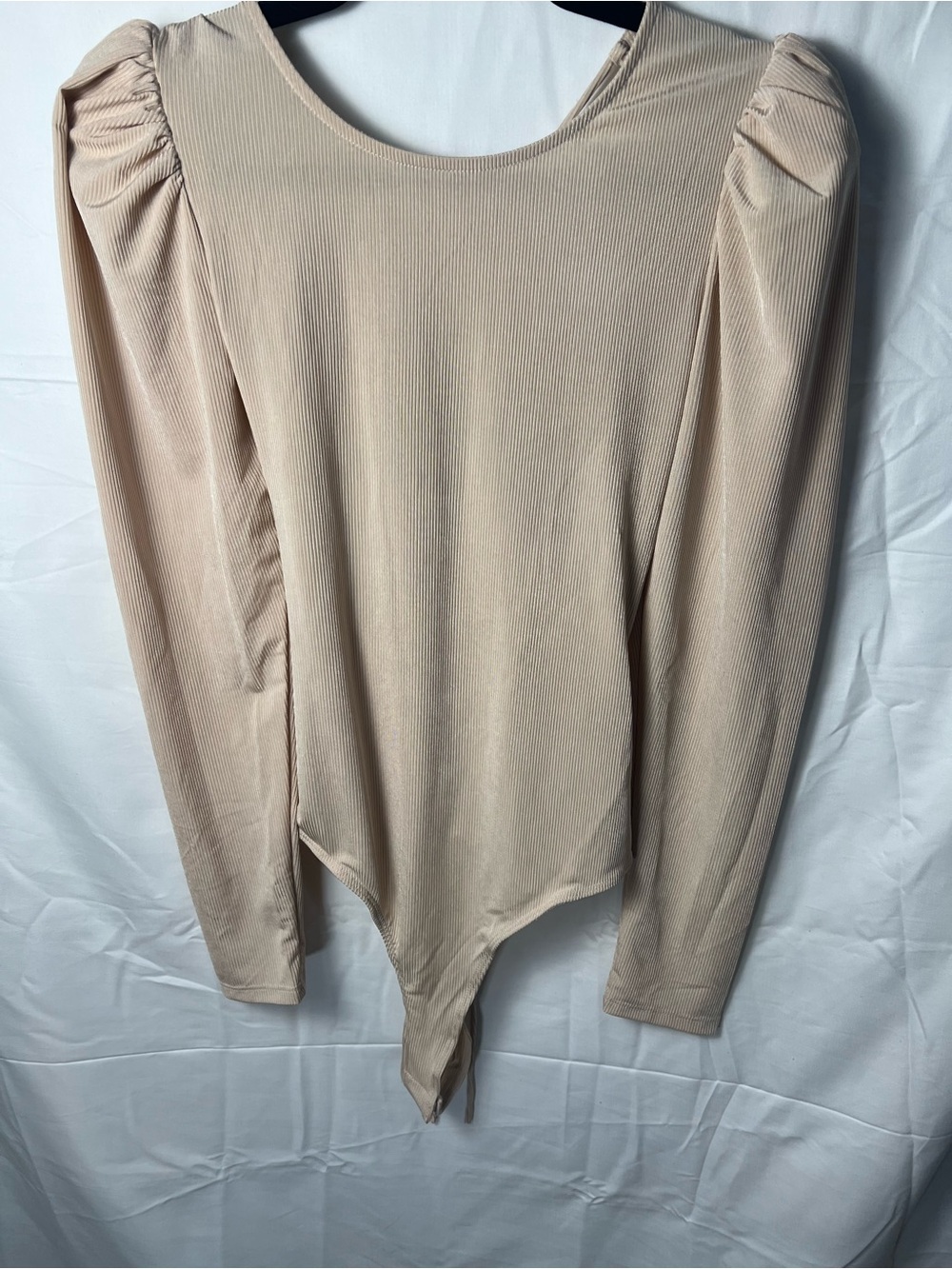 Astr Ruched Shoulder Long-Sleeve Bodysuit in Light Beige
